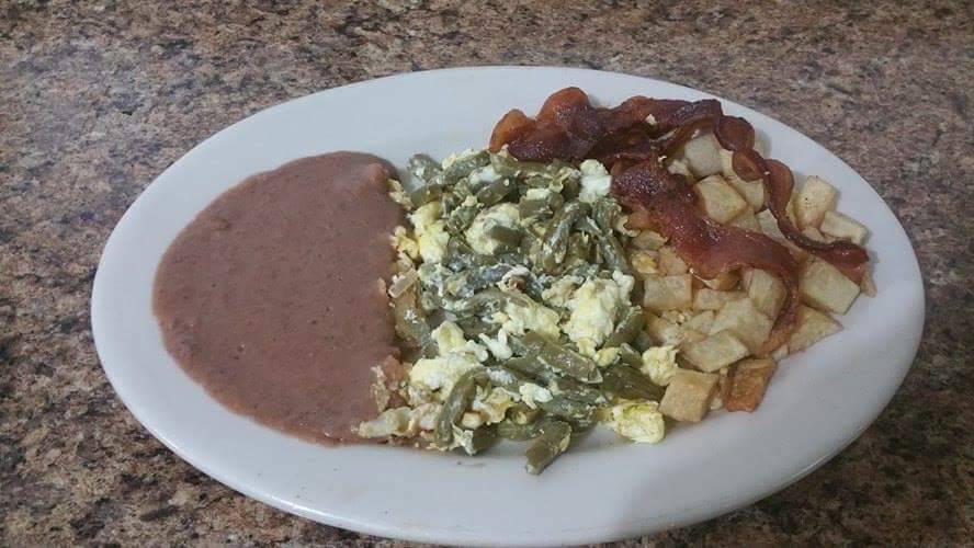 Marys Tacos | restaurant | 601-699 TX-95, Shiner, TX 77984, USA | 3615948123 OR +1 361-594-8123