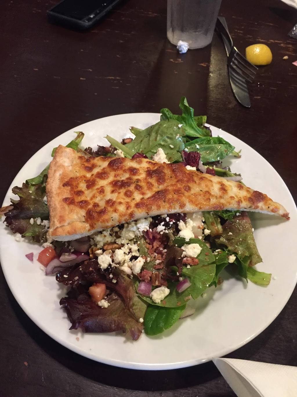 Isabellas Pizzeria | restaurant | 300 Hewitt Rd, Hammond, LA 70403, USA | 9852309900 OR +1 985-230-9900