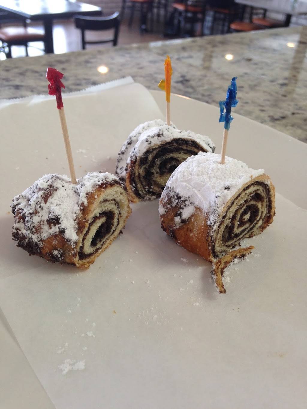 Legacy Cuban Bakery & Café | restaurant | 3660 Davie Rd, Davie, FL 33314, USA | 9545305403 OR +1 954-530-5403