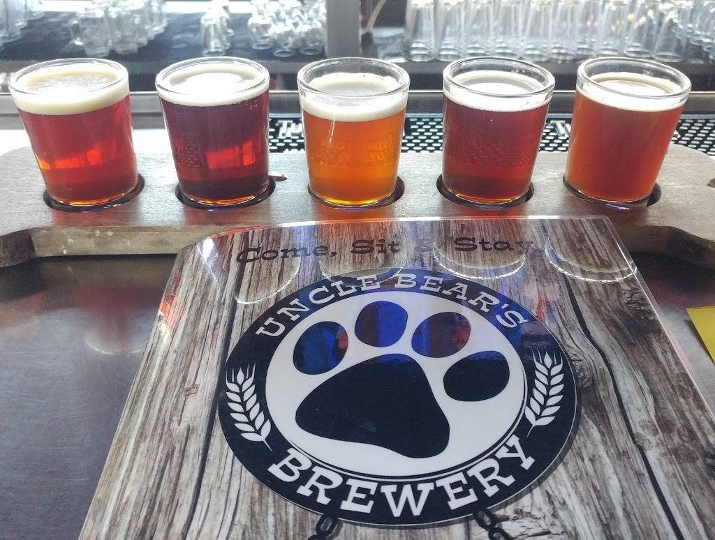 Uncle Bear’s Grill & Tap | restaurant | 4921 E Ray Rd #103, Phoenix, AZ 85044, USA | 4809612374 OR +1 480-961-2374