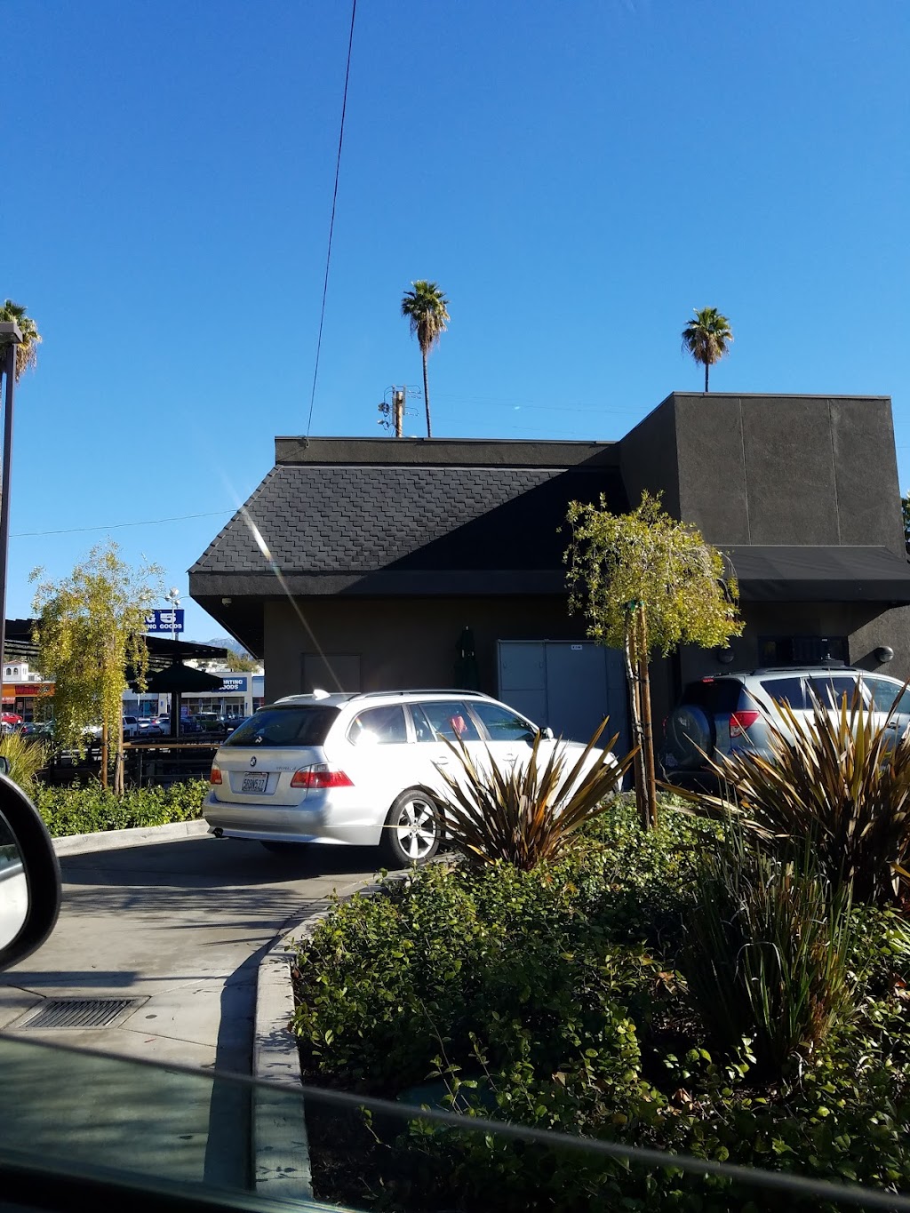 Starbucks | cafe | 6240 York Blvd, Los Angeles, CA 90042, USA | 3234787365 OR +1 323-478-7365