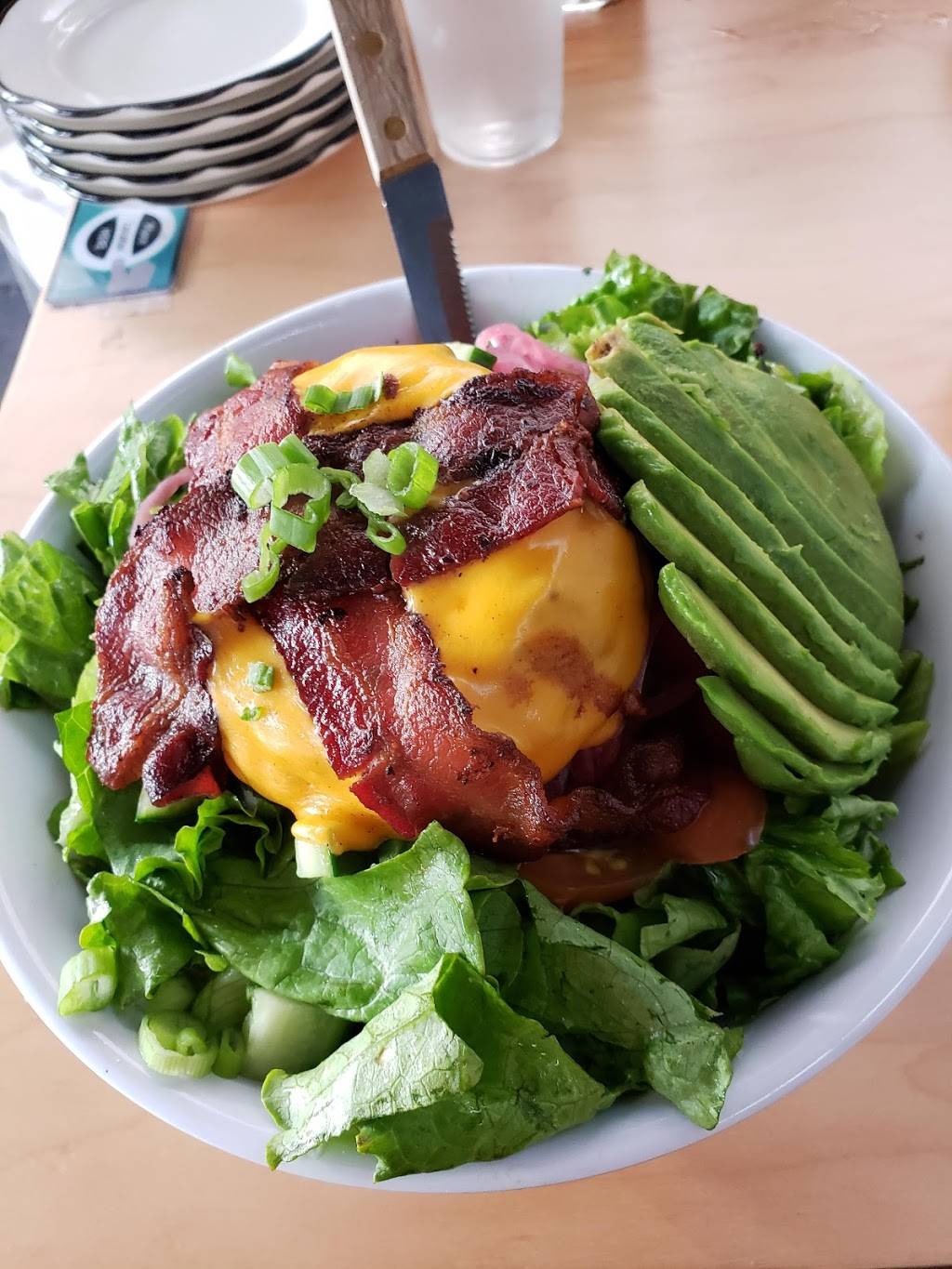 Black Tap | restaurant | 1540 S, Disneyland Dr Ste 101, Anaheim, CA 92802, USA | 6572762498 OR +1 657-276-2498