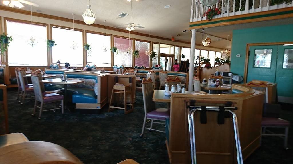 Spring Garden Family Restaurant | restaurant | 1702 South Ocean Boulevard, Myrtle Beach, SC 29577, USA | 8434484270 OR +1 843-448-4270