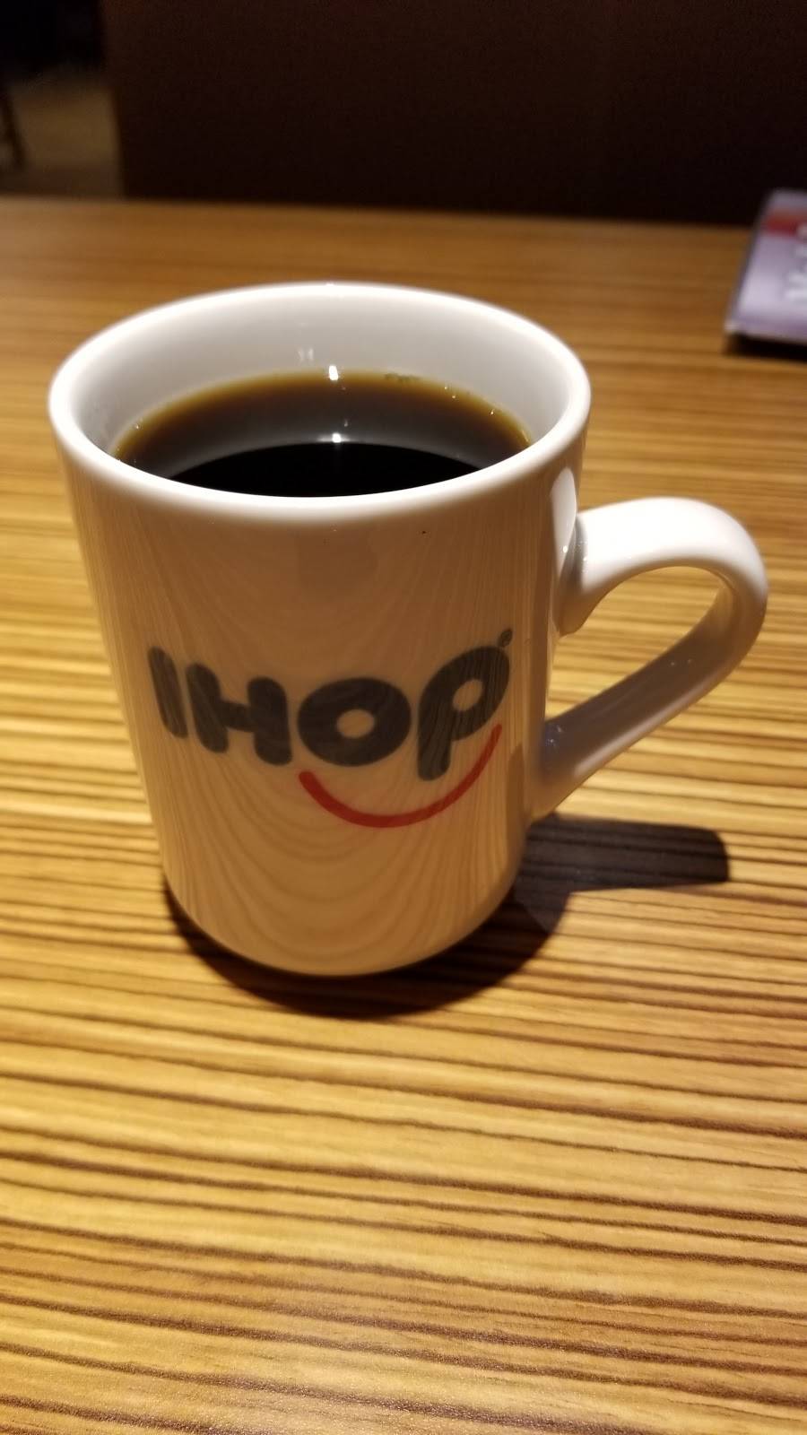 IHOP | restaurant | 6475 Glenway Ave, Cincinnati, OH 45248, USA | 5136208579 OR +1 513-620-8579