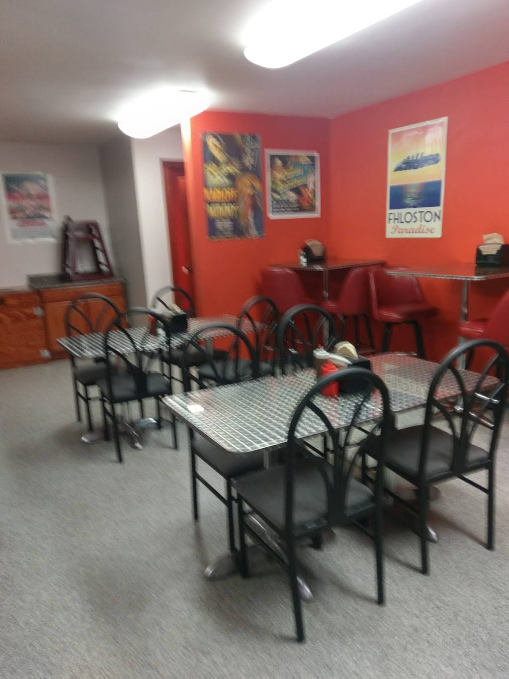 The Spot Grille and Smokehouse | restaurant | 2970 Kneeland St #8852, Lewiston, MI 49756, USA | 9897864167 OR +1 989-786-4167