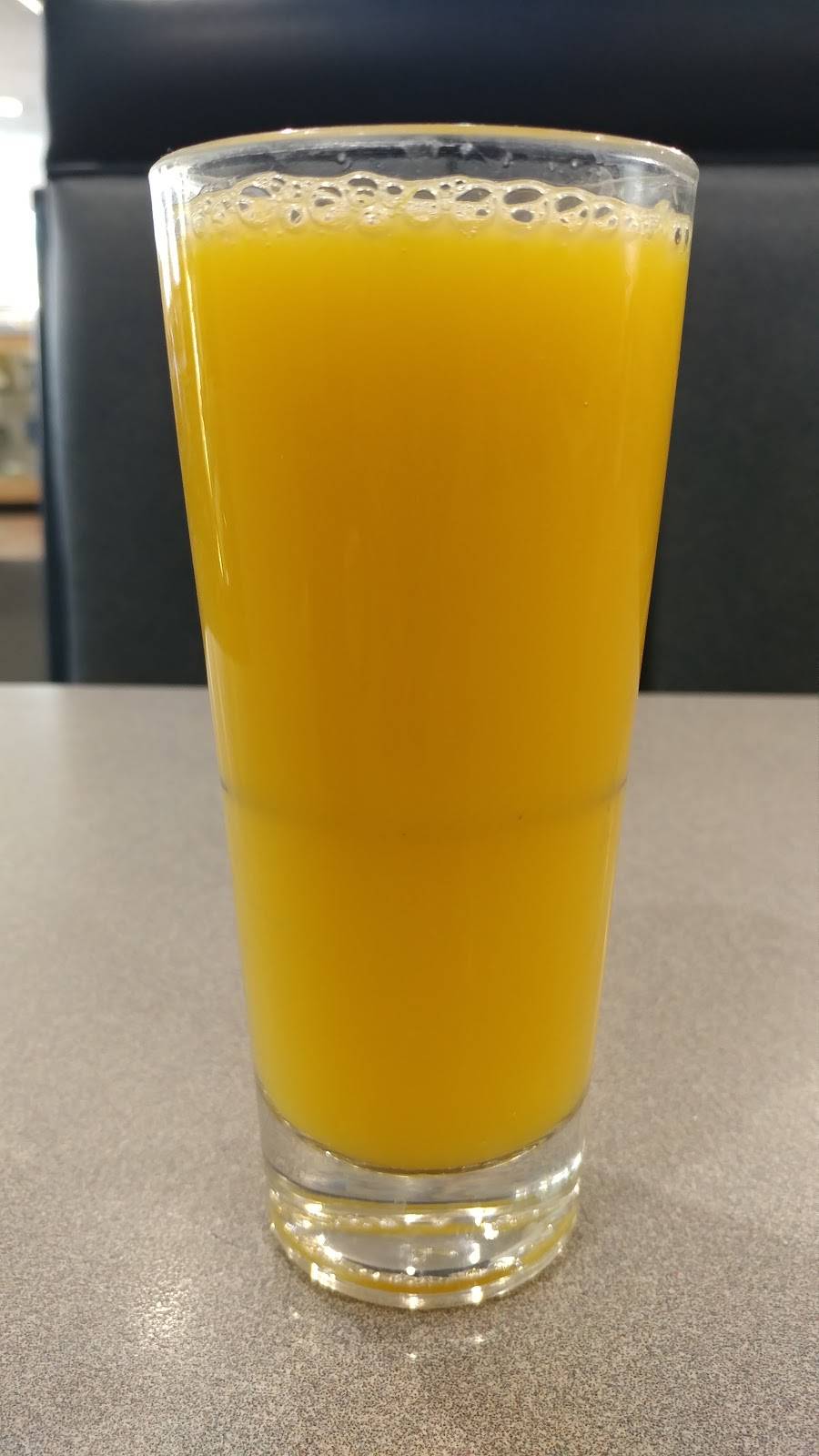 Lorenes Ranch House | restaurant | 6401 Ming Ave, Bakersfield, CA 93309, USA | 6618319250 OR +1 661-831-9250