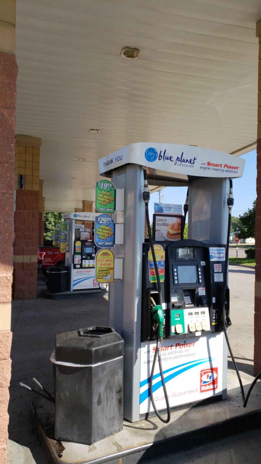 Holiday Stationstores | cafe | 10120 University Ave NW, Coon Rapids, MN 55448, USA | 7633980091 OR +1 763-398-0091