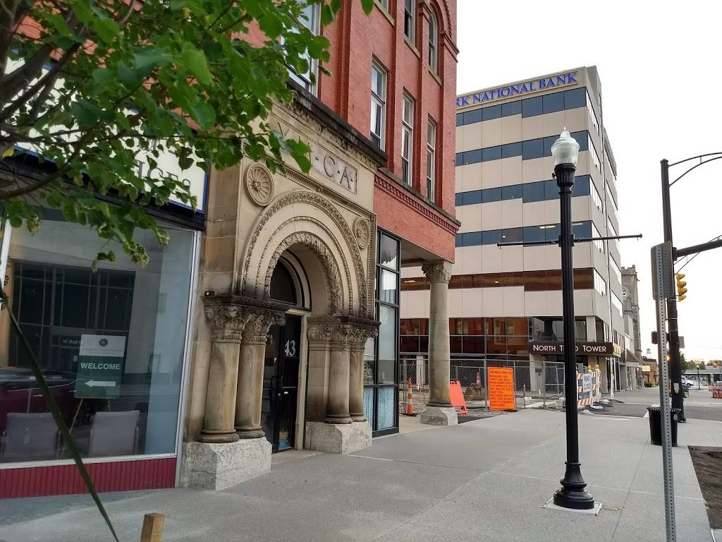 Daisys Diner | restaurant | 3 W Church St, Newark, OH 43055, USA | 7403495099 OR +1 740-349-5099