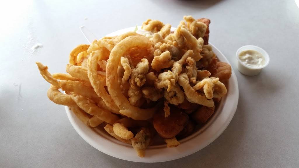 Brown’s Lobster Pound | restaurant | 407 NH-286, Seabrook, NH 03874, USA | 6034743331 OR +1 603-474-3331