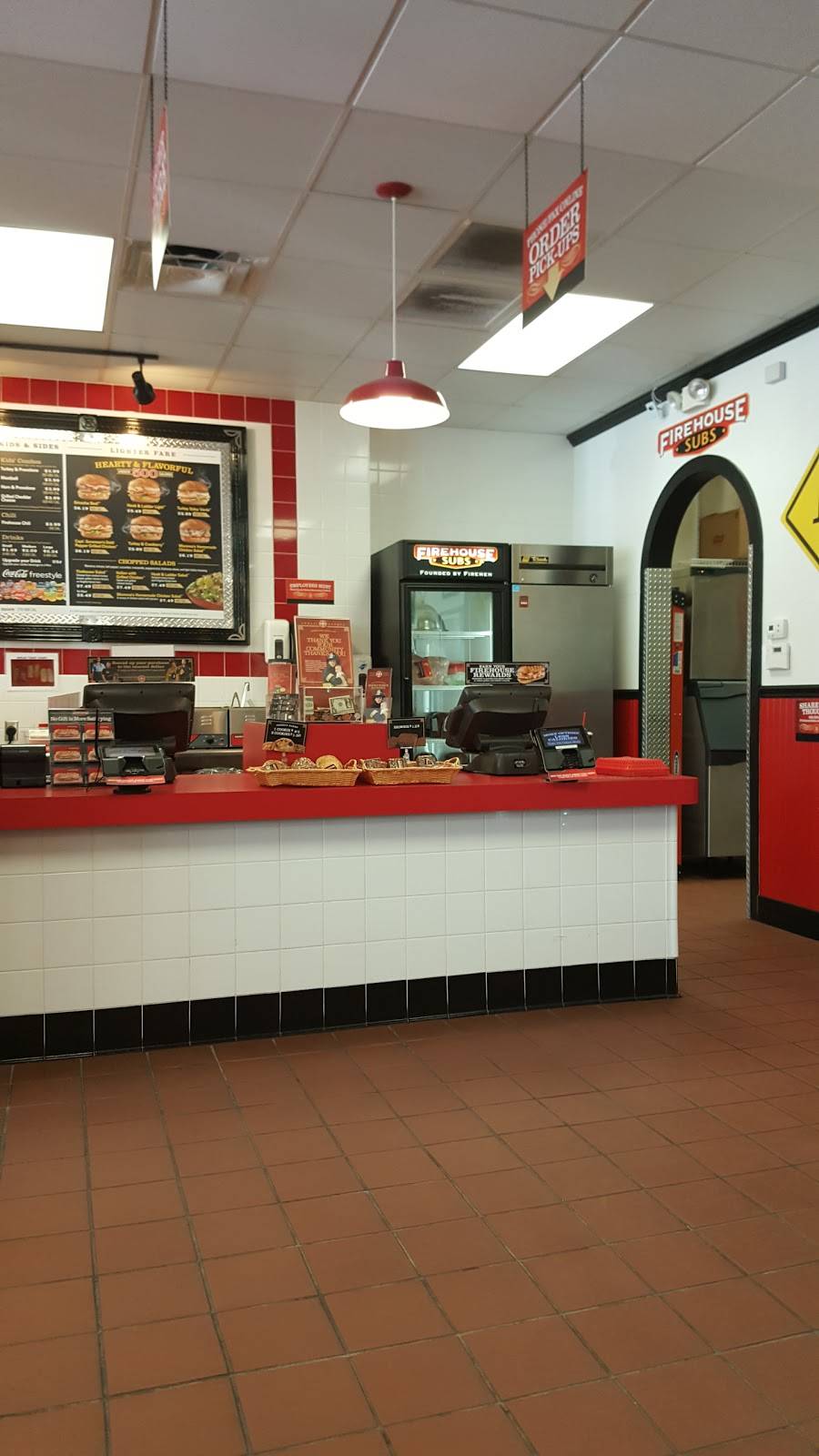 Firehouse Subs | meal delivery | 9644 Mall Loop, White Hall, WV 26554, USA | 3048163364 OR +1 304-816-3364