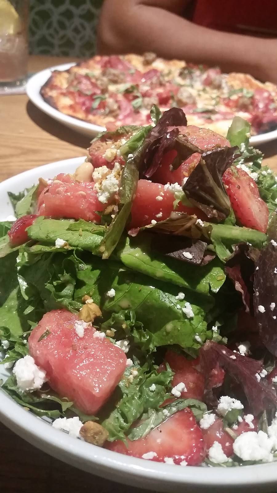 California Pizza Kitchen at Escondido | restaurant | 200 E Via Rancho Pkwy, Escondido, CA 92025, USA | 7605949490 OR +1 760-594-9490