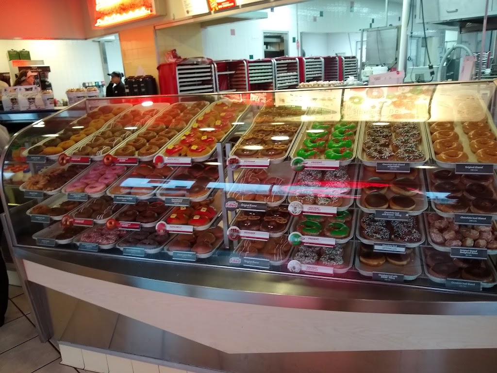 Krispy Kreme | bakery | 3095 Ross Clark Cir Ste 84W, Dothan, AL 36301, USA | 3346770741 OR +1 334-677-0741