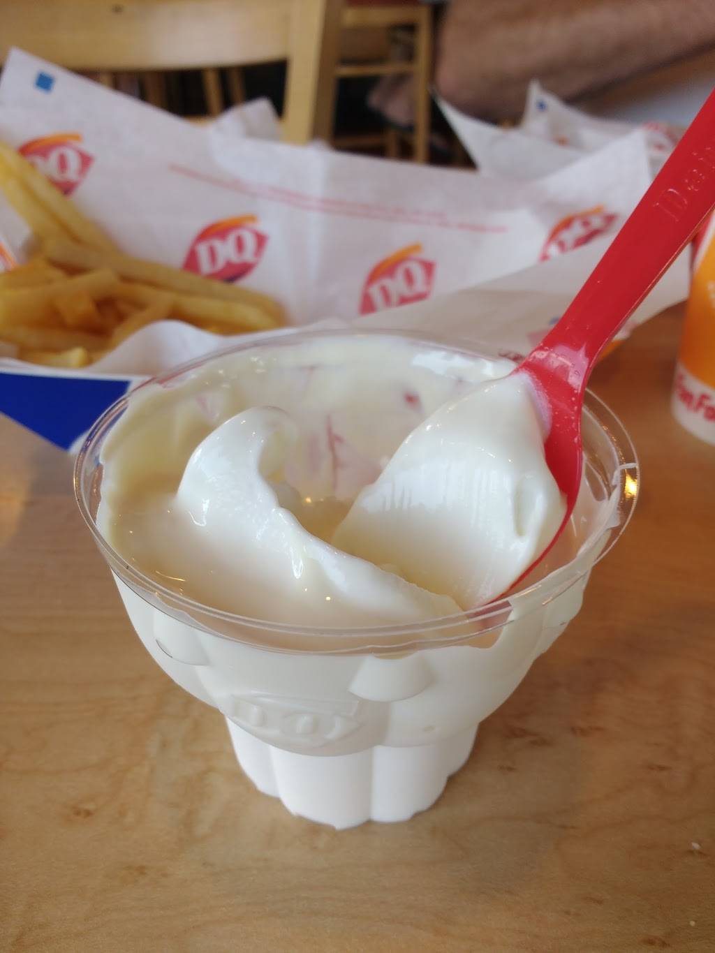 Dairy Queen Grill & Chill | restaurant | 2515 N Main St, Hutchinson, KS 67502, USA | 6206632231 OR +1 620-663-2231