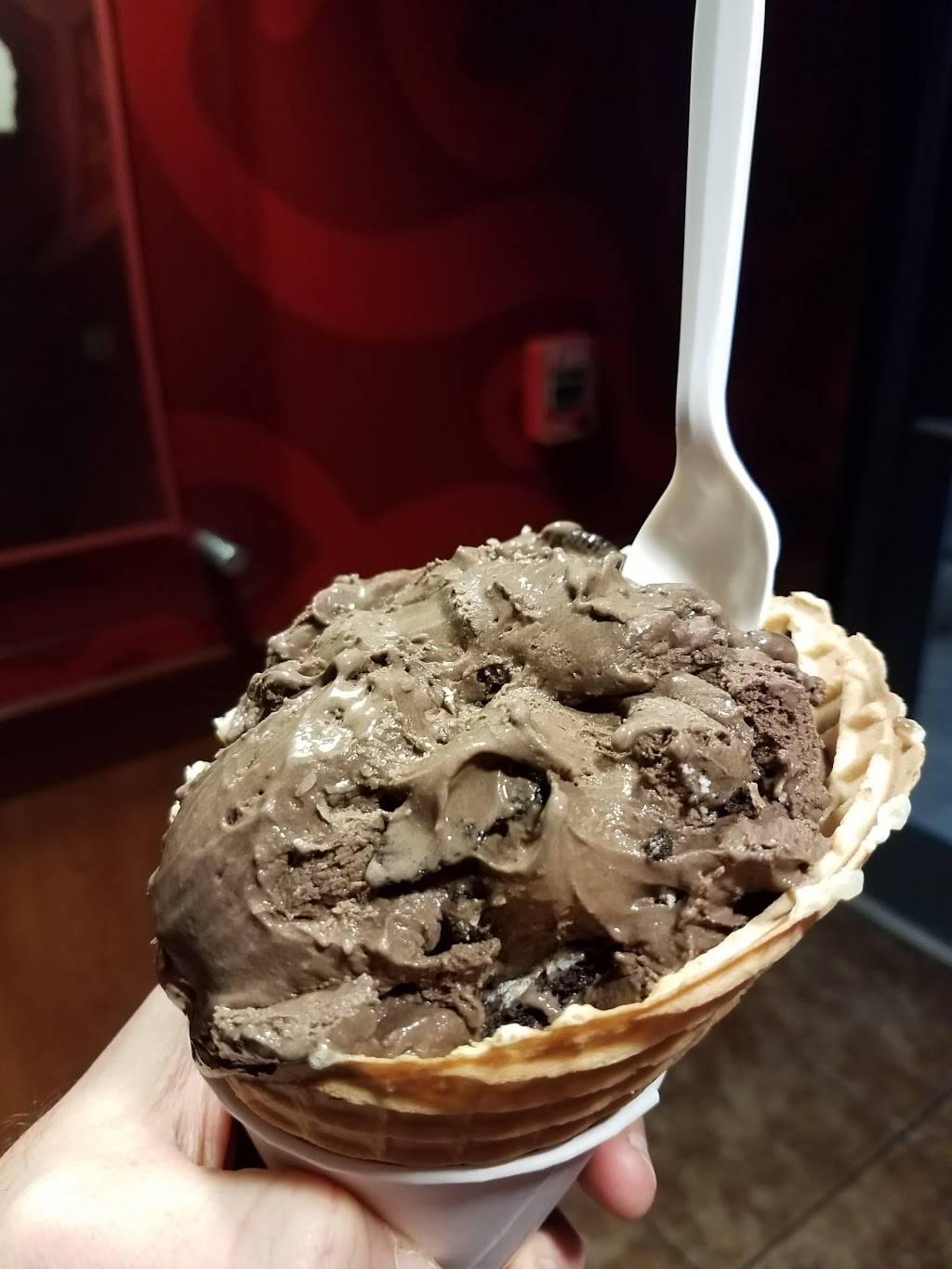 Cold Stone Creamery | bakery | 8190 Strawberry Ln Ste 7, Falls Church, VA 22042, USA | 7039929805 OR +1 703-992-9805