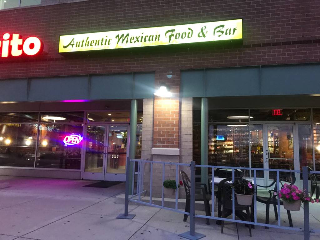 El Burrito Loco | restaurant | 1971 E Beltline Ave NE, Grand Rapids, MI 49525, USA | 6164470415 OR +1 616-447-0415