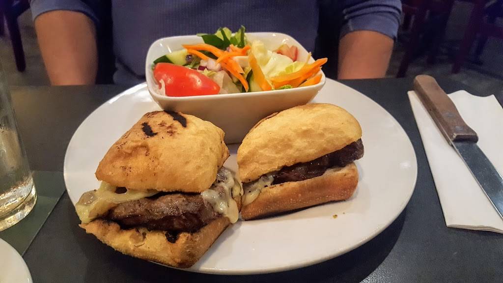 Brogue Irish Pub | restaurant | 136 Lakeshore Rd E, Mississauga, ON L5G 1E6, Canada | 9052788444 OR +1 905-278-8444