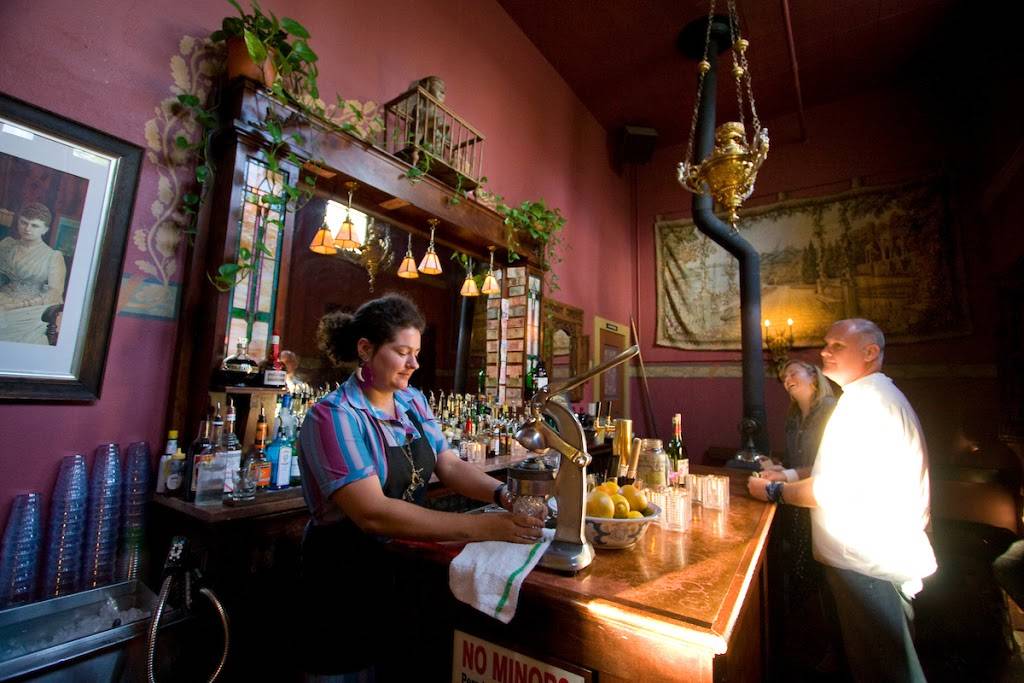 McMenamins Honors Bar | restaurant | Honors Bar, 5736 NE 33rd Ave, Portland, OR 97211, USA | 5032493983 OR +1 503-249-3983