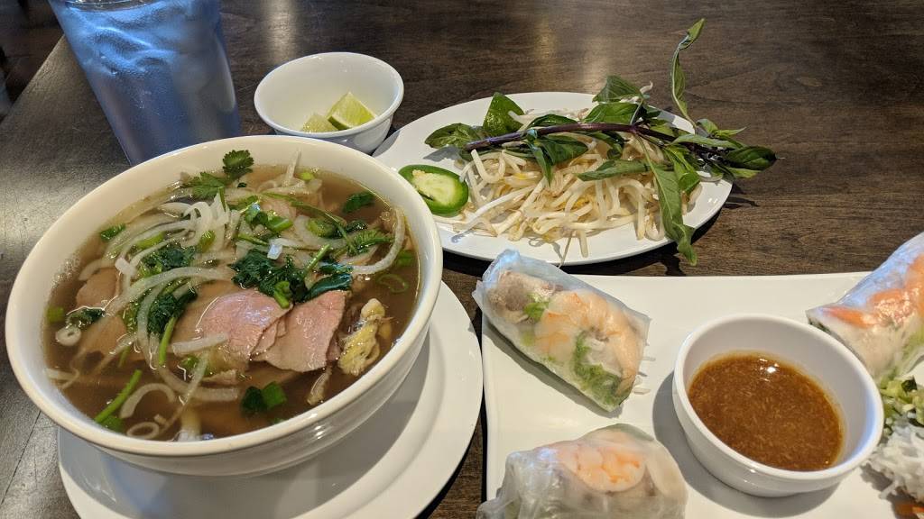 Phở House & Grill | restaurant | 2708 Loker Ave W Suite B107, Carlsbad, CA 92010, USA | 7608142711 OR +1 760-814-2711