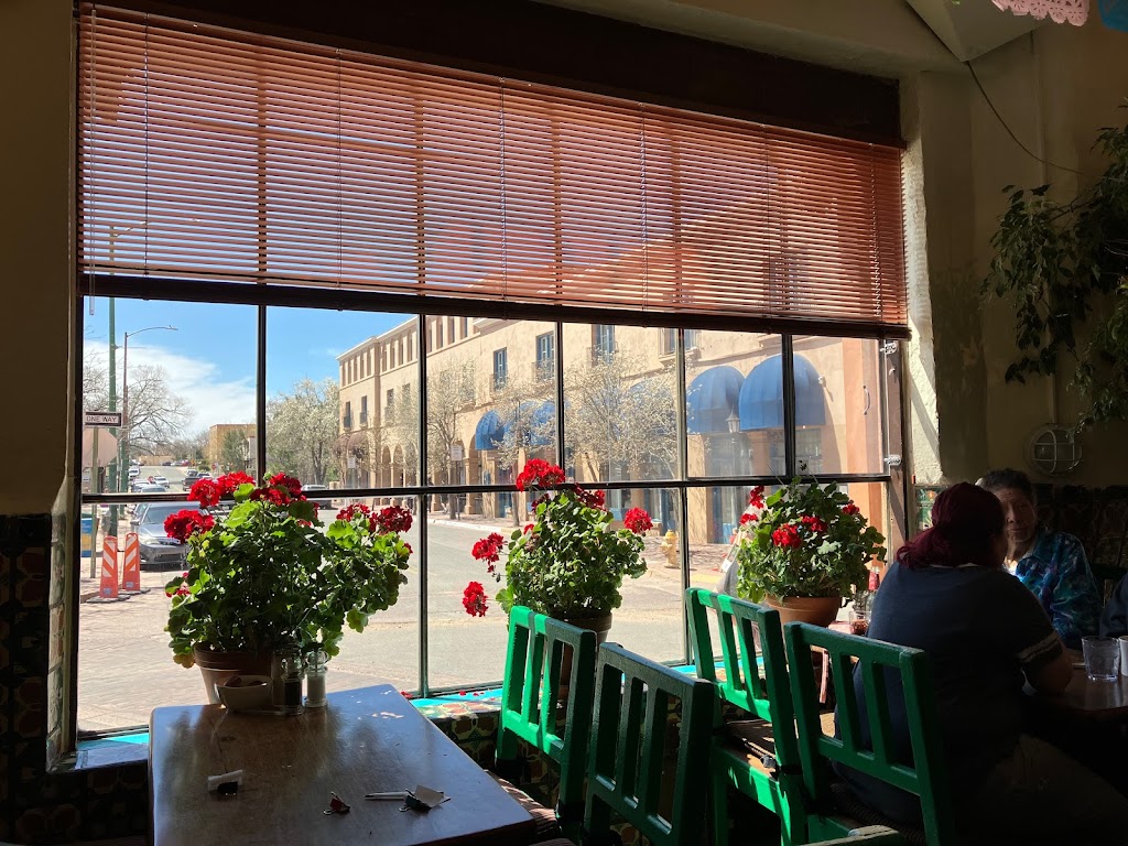 Cafe Pasquals | restaurant | 121 Don Gaspar Ave, Santa Fe, NM 87501, USA | 5059839340 OR +1 505-983-9340