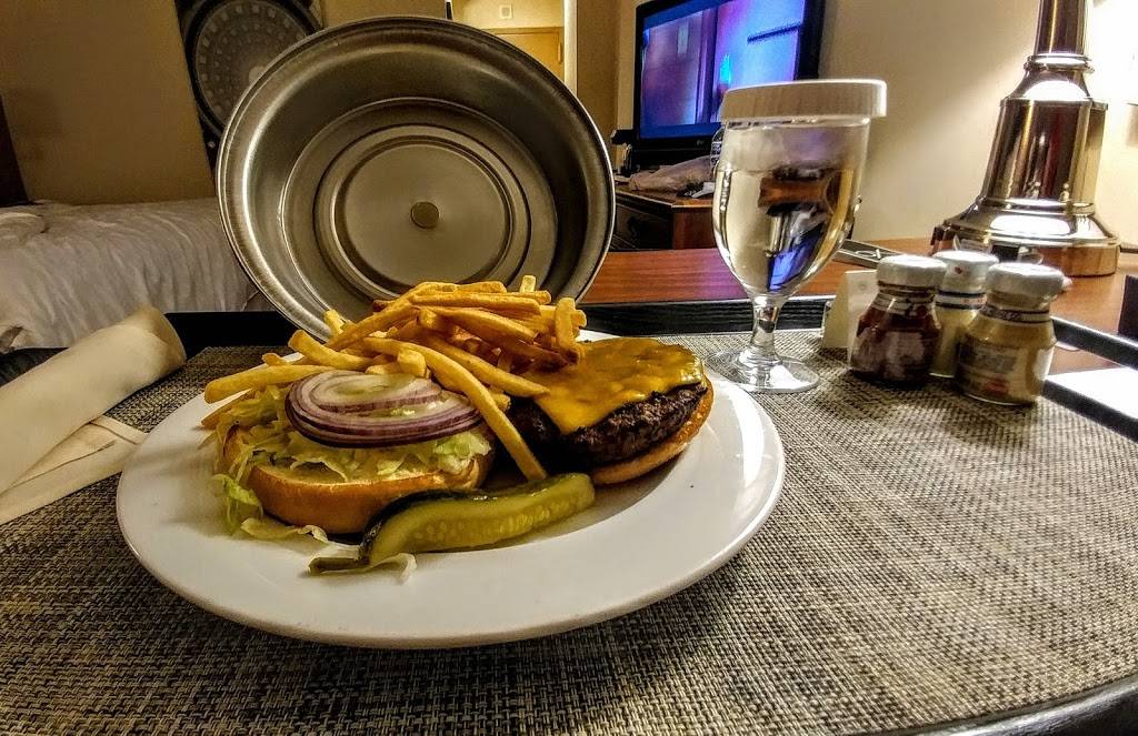 Potomac Restaurant & Lounge | restaurant | 900 S Orme St, Arlington, VA 22204, USA | 7035211900 OR +1 703-521-1900