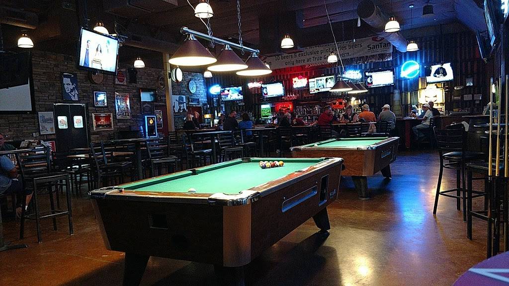 True Grit Tavern | restaurant | 20800 N John Wayne Pkwy #101, Maricopa, AZ 85139, USA | 5205685338 OR +1 520-568-5338