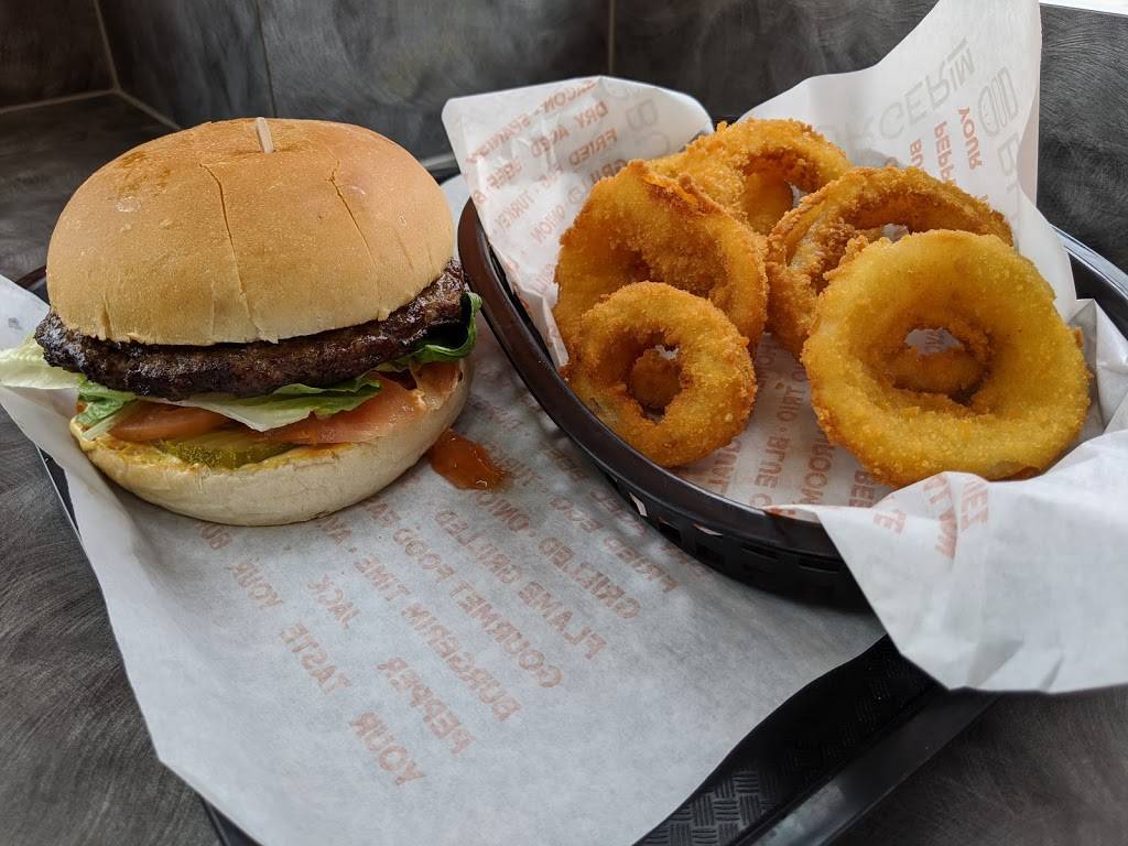 Edos Cafe | restaurant | 319 E Big Beaver Rd, Troy, MI 48083, USA | 2488175404 OR +1 248-817-5404