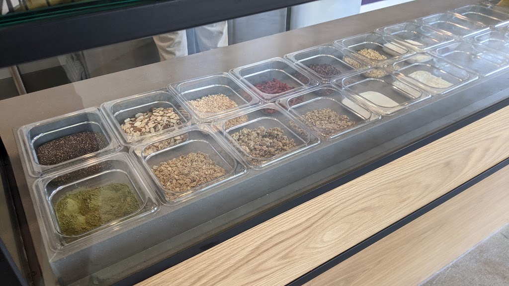 Oakberry Acai Bowls & Smoothies | Playa Vista | restaurant | 6081 Center Dr Suite 213, Los Angeles, CA 90045, USA | 3234598703 OR +1 323-459-8703