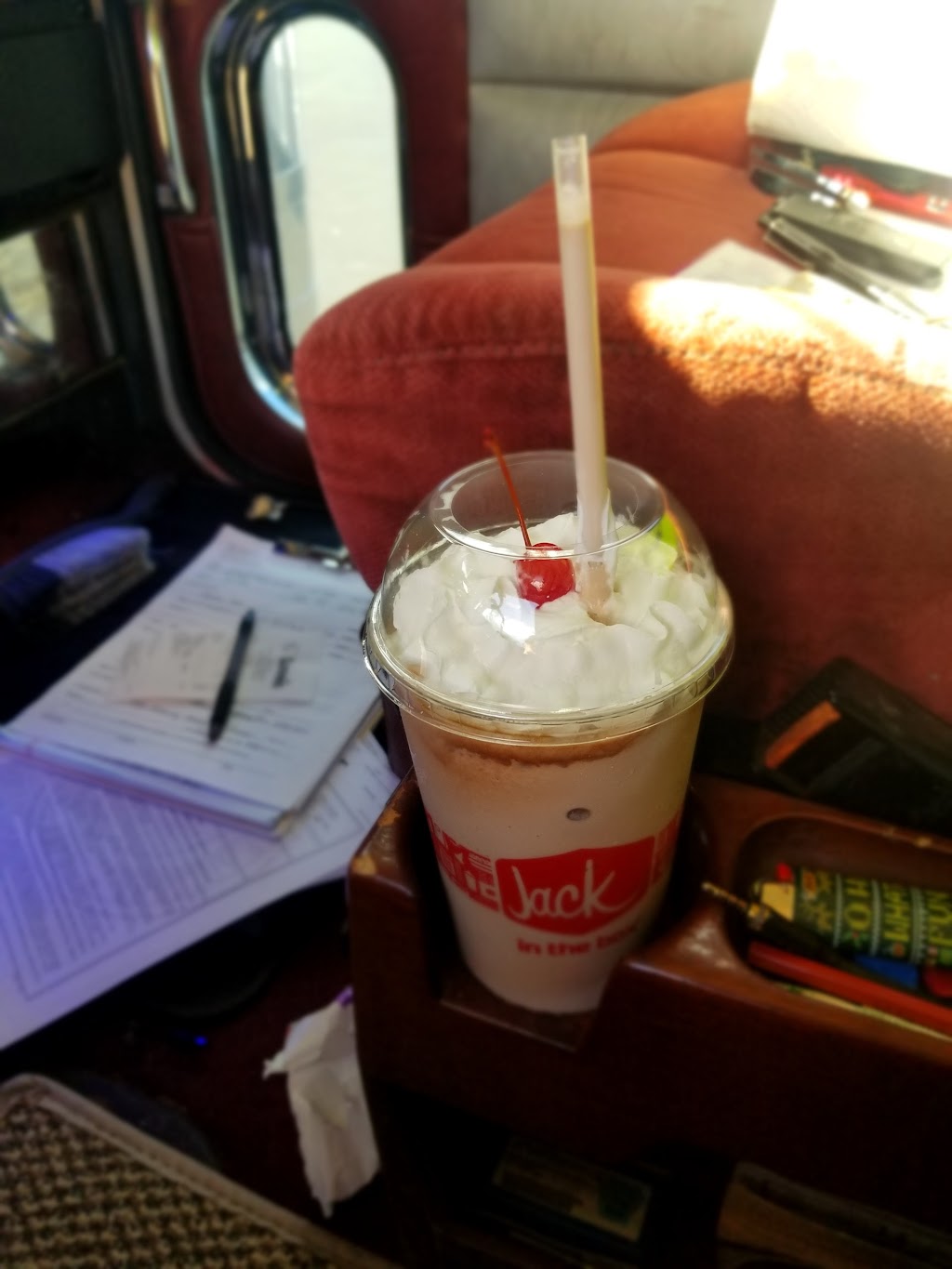 Jack in the Box | restaurant | 10685 S Fortuna Rd, Yuma, AZ 85367, USA | 9283051901 OR +1 928-305-1901