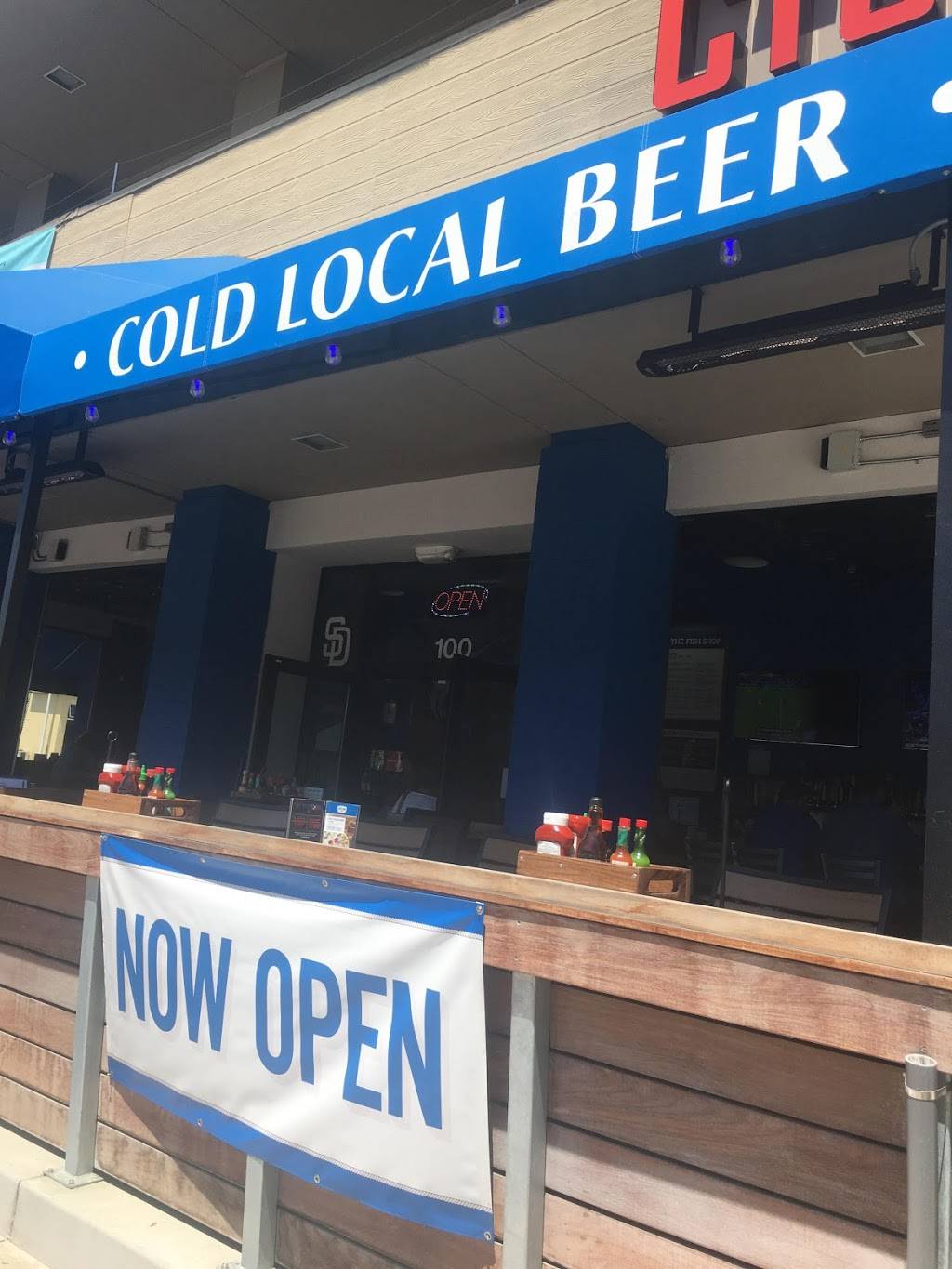 Point Loma Fish Shop | restaurant | 1110 Rosecrans St ste 100, San Diego, CA 92106, USA | 6197567778 OR +1 619-756-7778