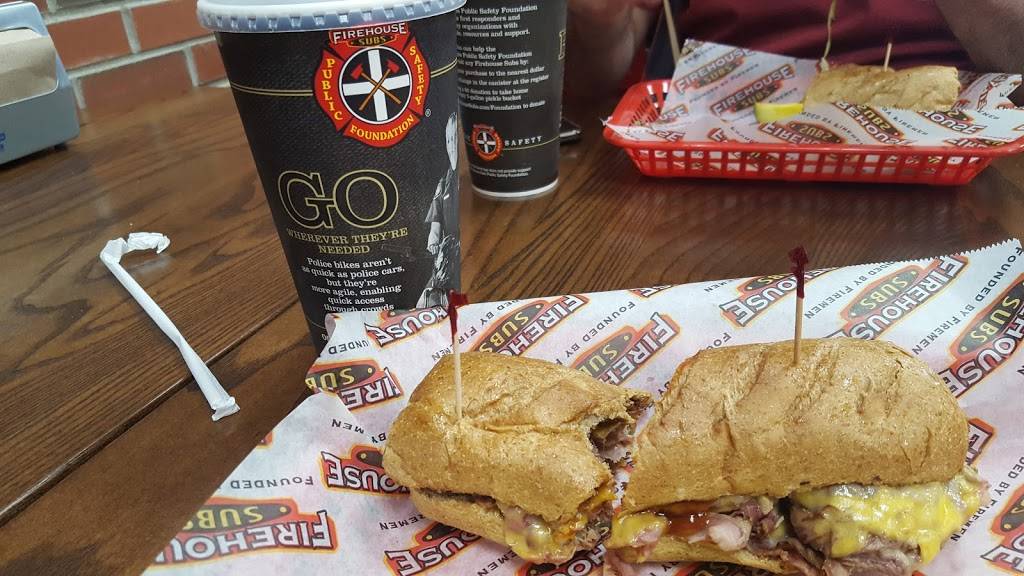 Firehouse Subs 410 Center Street | restaurant | 410 Center St, Auburn, ME 04210, USA | 2072418270 OR +1 207-241-8270