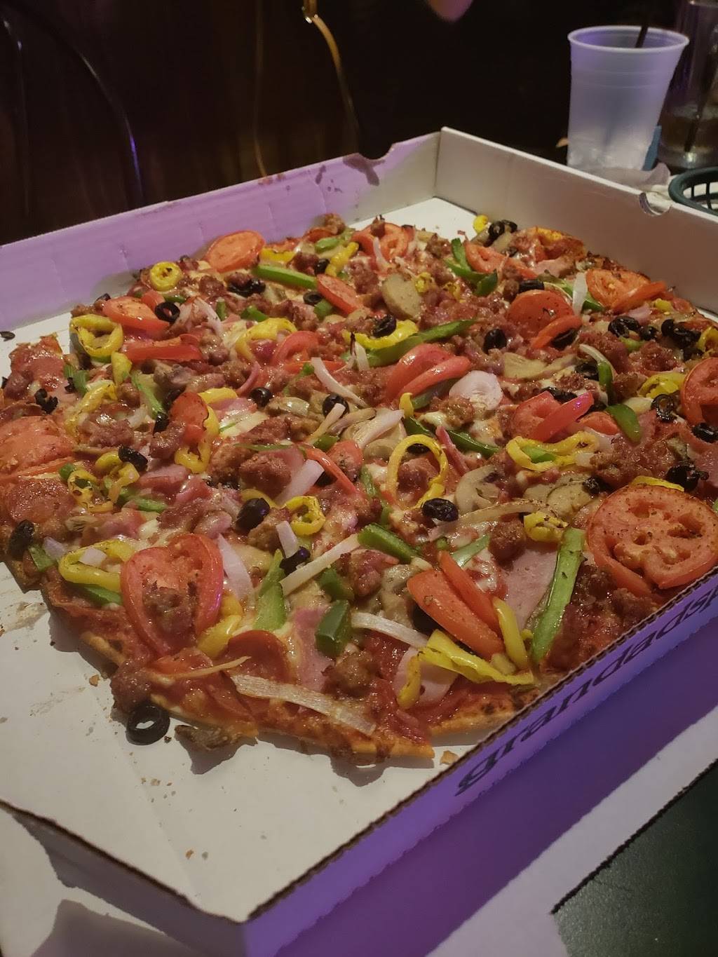 Grandads Pizza | restaurant | 1254 W 3rd Ave, Columbus, OH 43212, USA | 6144889700 OR +1 614-488-9700