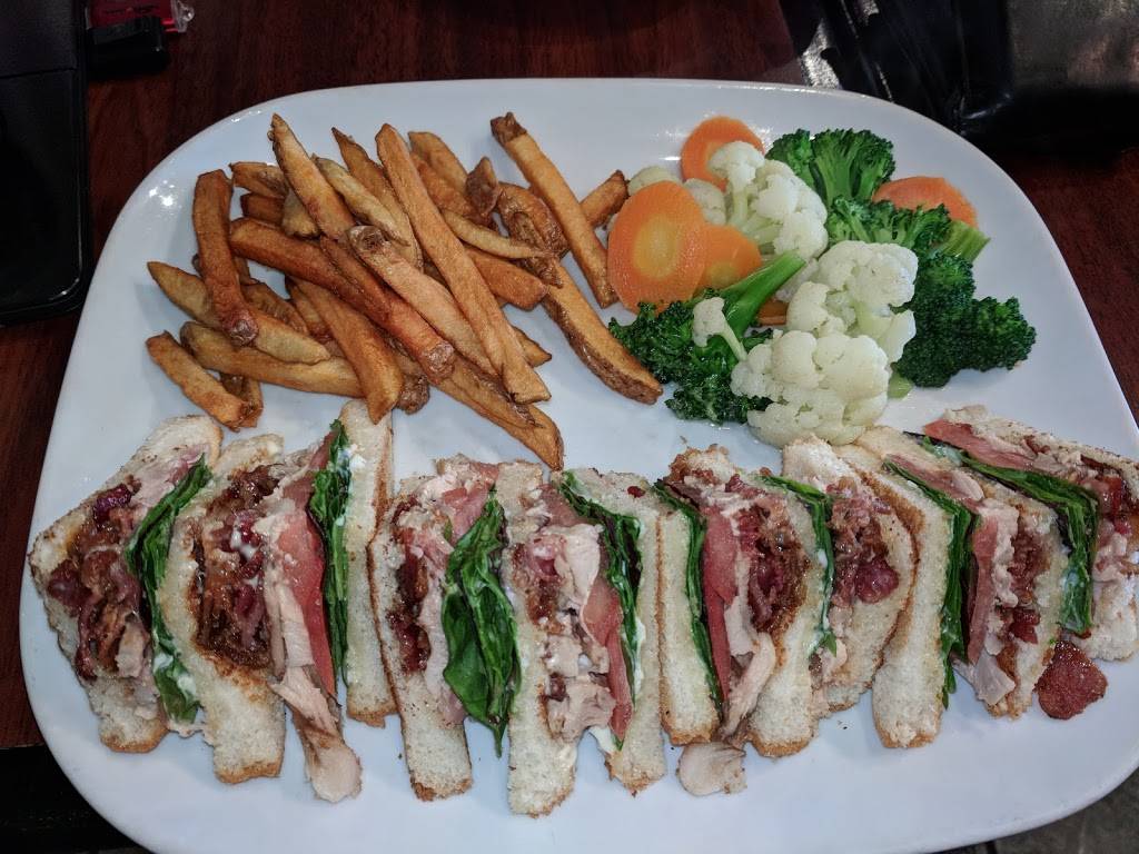 Heavens Grill | restaurant | 424 Wilson Ave, North York, ON M3H 1T9, Canada | 4166334628 OR +1 416-633-4628