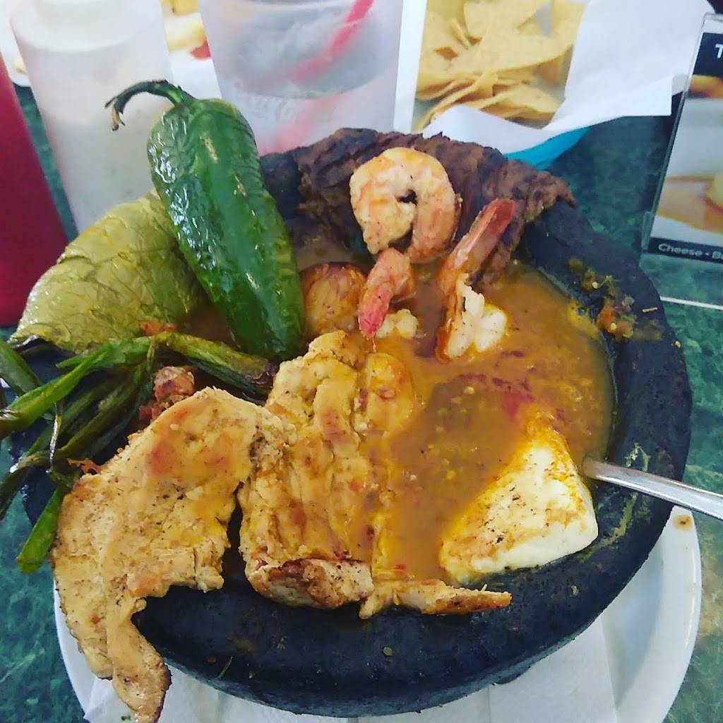 Mariscos Los Buchones | restaurant | 701 Long Beach Boulevard, Long Beach, CA 90813, USA | 5624356238 OR +1 562-435-6238