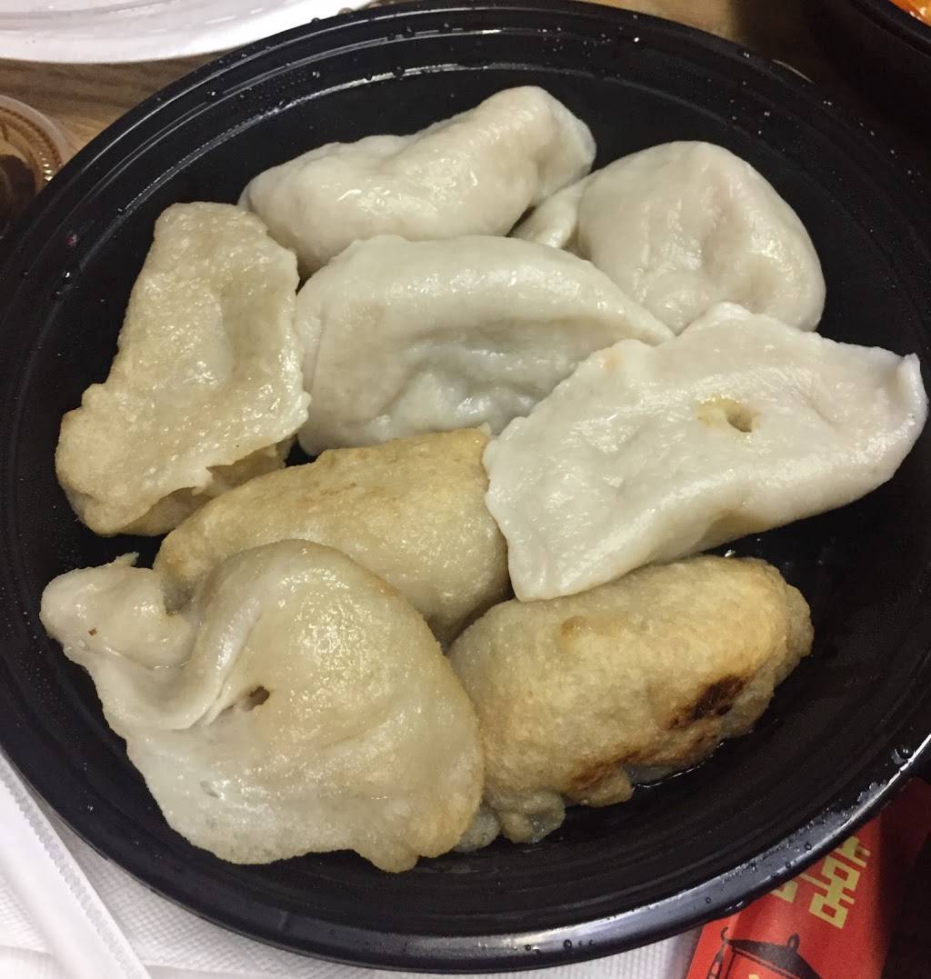 Dragon and Phoenix | restaurant | 22-17 31st St, Long Island City, NY 11105, USA | 7185452228 OR +1 718-545-2228