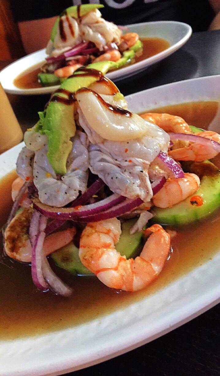 Sushilon Sushi Y Mariscos | restaurant | 2199 Edison Hwy, Bakersfield, CA 93305, USA | 8052682544 OR +1 805-268-2544