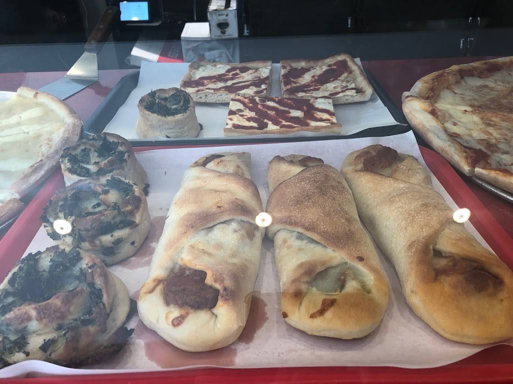 Mikes Pizza | meal delivery | 8125 5th Ave, Brooklyn, NY 11209, USA | 7185687627 OR +1 718-568-7627