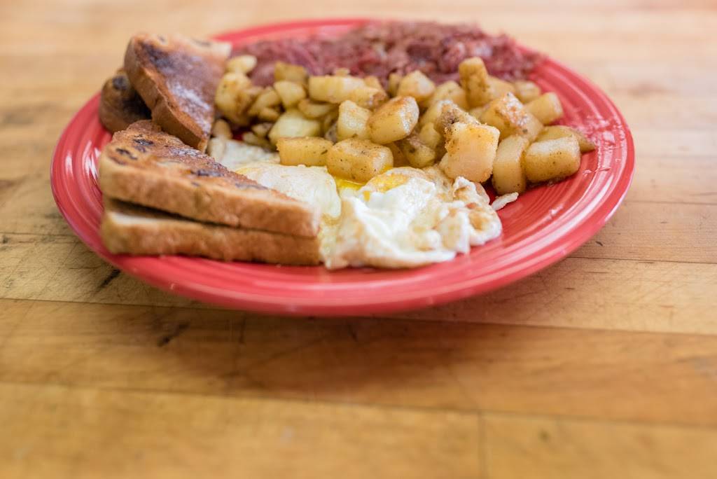 Pams Diner | restaurant | 93 Mechanic St, Bellingham, MA 02019, USA | 5086571284 OR +1 508-657-1284