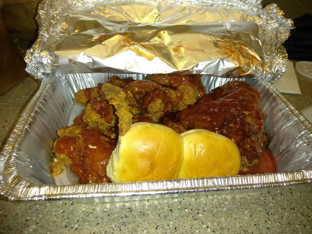 Uncle Remus SFC - 47th Street | restaurant | 737 E 47th St, Chicago, IL 60615, USA | 7739666838 OR +1 773-966-6838