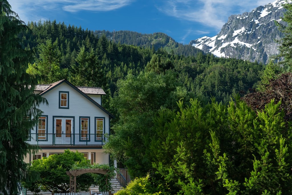 Bush House Inn | restaurant | 308 5th St, Index, WA 98256, USA | 4252987642 OR +1 425-298-7642