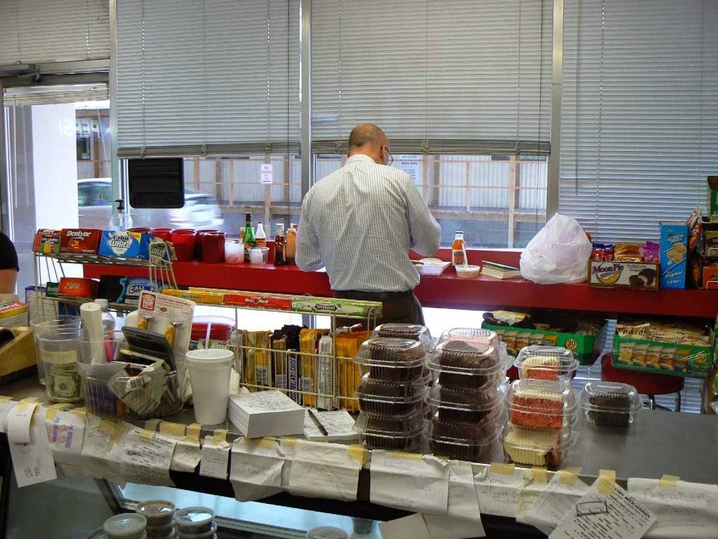 Vandy Delicatessen | meal takeaway | 1313 21st Ave S, Nashville, TN 37232, USA | 6153213474 OR +1 615-321-3474