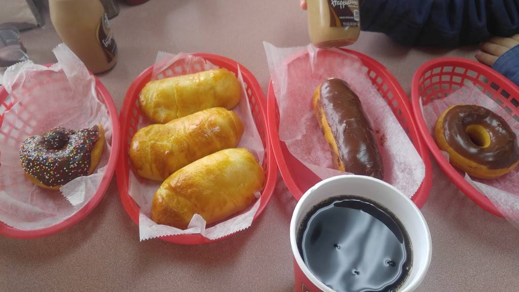 donut shop Cafe | restaurant | 2990 US 49, Florence, MS 39073, USA | 6018450774 OR +1 601-845-0774