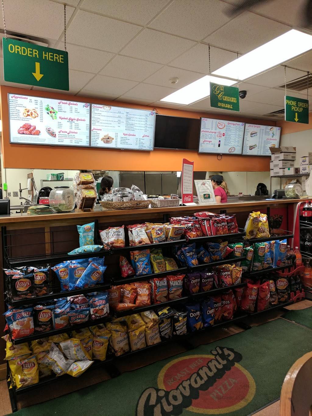 Giovannis Roast Beef & Pizza | restaurant | 207 Rockingham Rd, Londonderry, NH 03053, USA | 6034349021 OR +1 603-434-9021