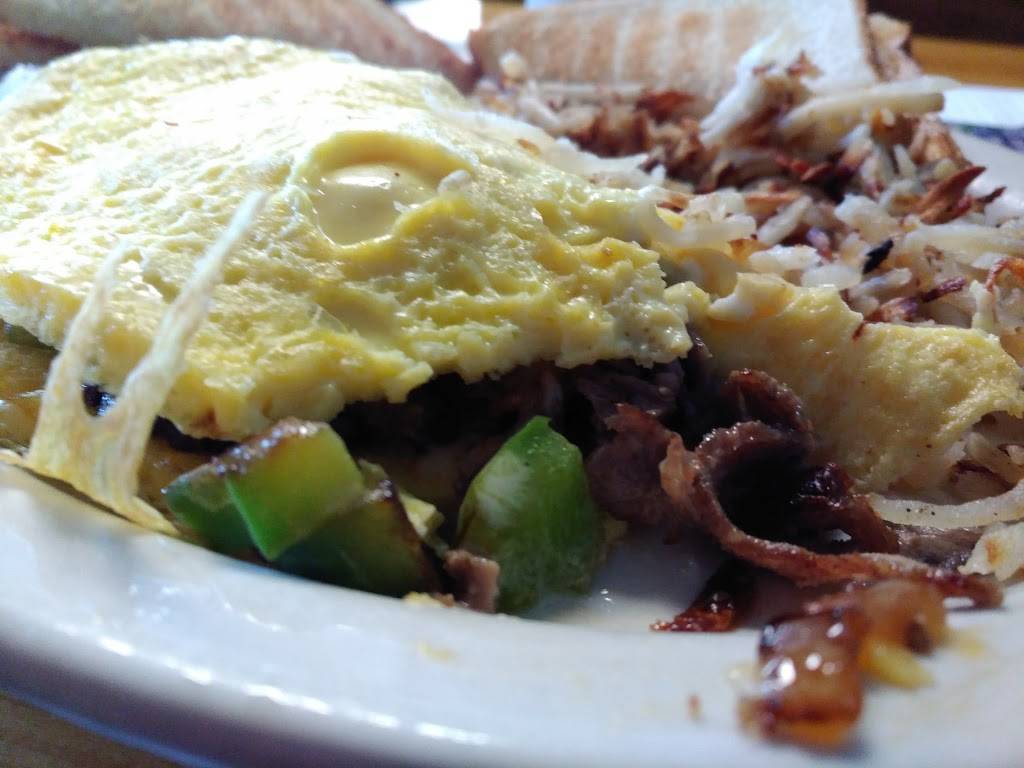 Granny Frannys | restaurant | 3191 Flucom Rd, De Soto, MO 63020, USA | 6365864100 OR +1 636-586-4100