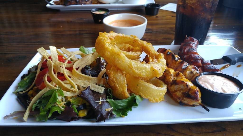 Fronks - Burgers - Barbecue - Whisky Bar | restaurant | 16922 Bellflower Blvd, Bellflower, CA 90706, USA | 5628042222 OR +1 562-804-2222