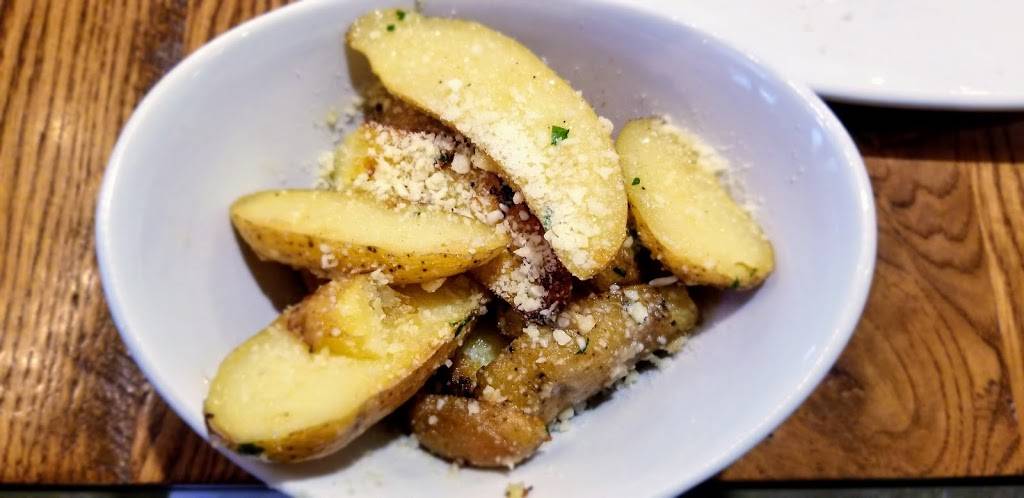 3 Palms Crocker Park | restaurant | 281 Main St, Westlake, OH 44145, USA | 4404551443 OR +1 440-455-1443