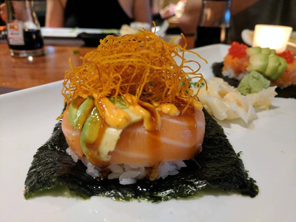 Hot Woks Cool Sushi | restaurant | MILLENNIUM PARK, 30 S Michigan Ave, Chicago, IL 60603, USA | 3123451234 OR +1 312-345-1234