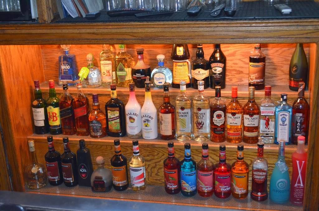 Celebrities Sports Grill | restaurant | 127 W 40th St, San Bernardino, CA 92407, USA | 9098822802 OR +1 909-882-2802