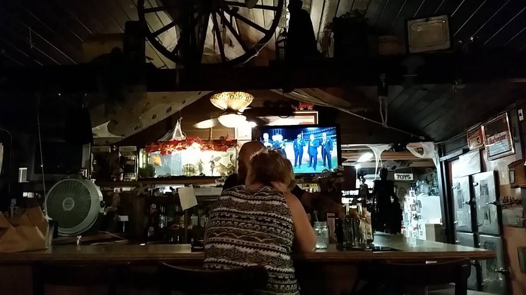 Melodys Place | restaurant | 551 Lytle Creek Rd, Lytle Creek, CA 92358, USA | 9098800606 OR +1 909-880-0606