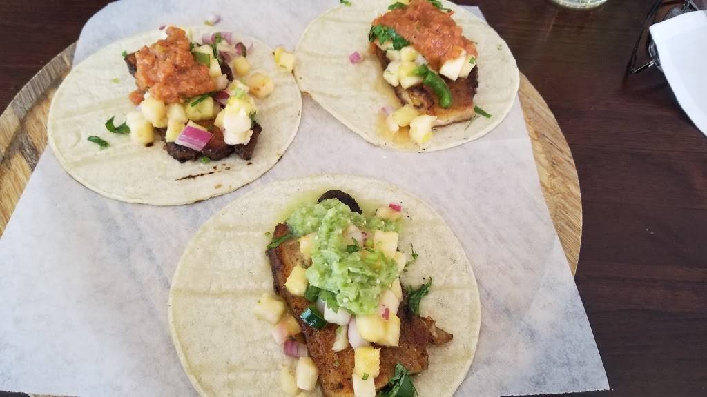 Al Pastor | restaurant | 560 Wellington Square, Exton, PA 19341, USA | 4843418886 OR +1 484-341-8886