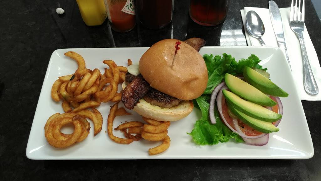 Stevies Family Restaurant | restaurant | 17629 Vierra Canyon Rd, Prunedale, CA 93907, USA | 8312723356 OR +1 831-272-3356